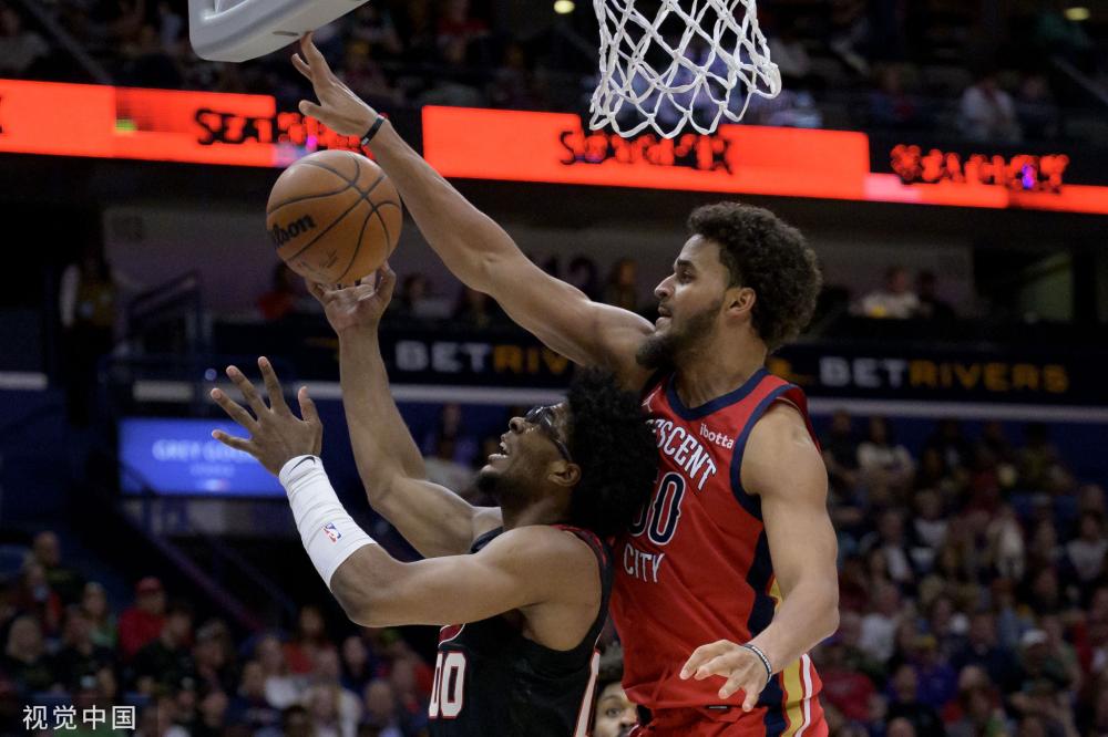 他很可能在 他很可能在