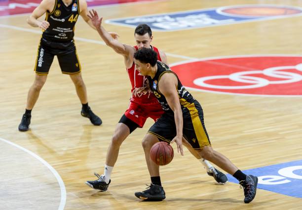 摆手示意比 摆手示意比